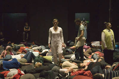 Les Perses. theatercombinat, Claudia Bosse